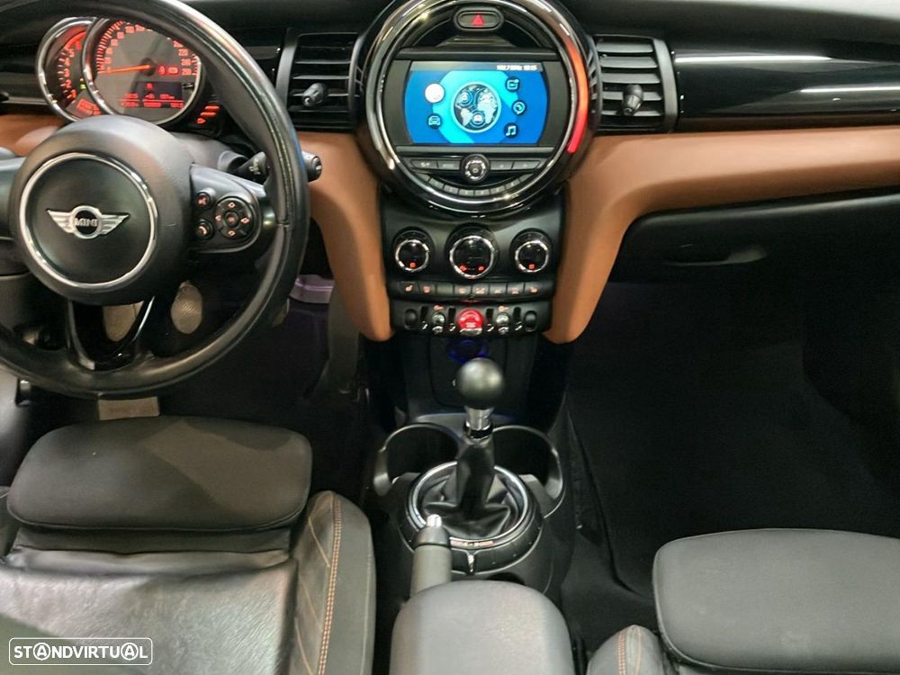 MINI 3 Portas - 10