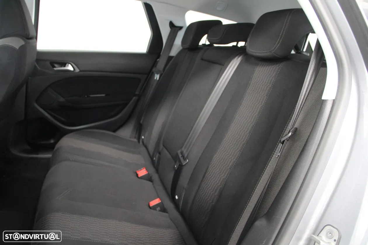 Peugeot 308 SW 1.6 BlueHDi Style - 25