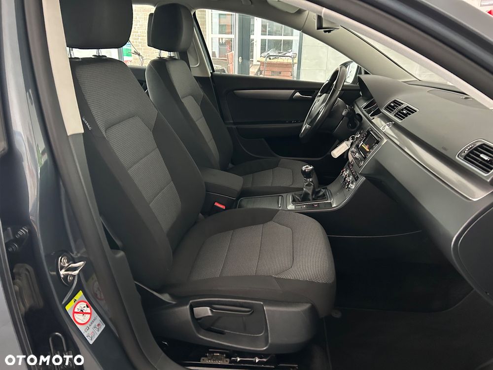 Volkswagen Passat Variant 1.6 TDI (BlueMotion Technology) Comfortline - 29