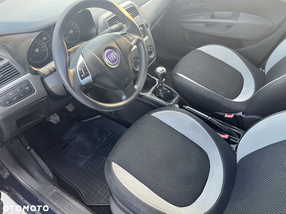 Fiat Grande Punto - 6