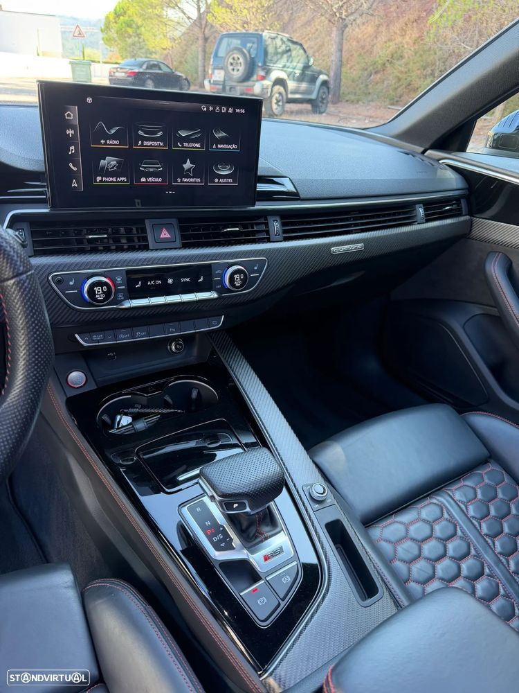 Audi RS4 quattro tiptronic - 23