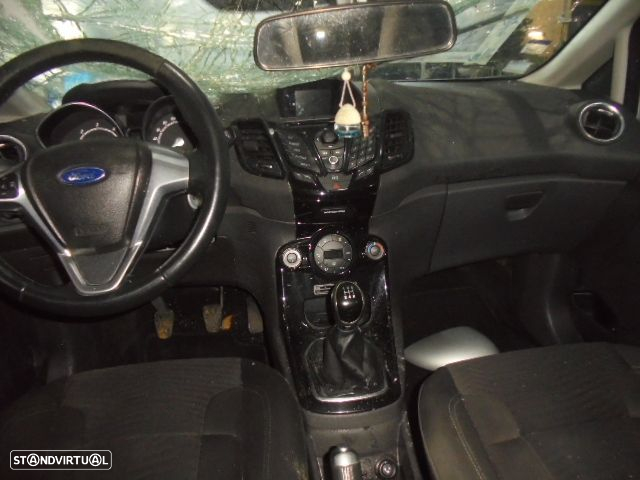 Carro MOT: XUJA FORD FIESTA 6 2013 1.5TDCI 75CV 5P CINZA DIESEL - 7