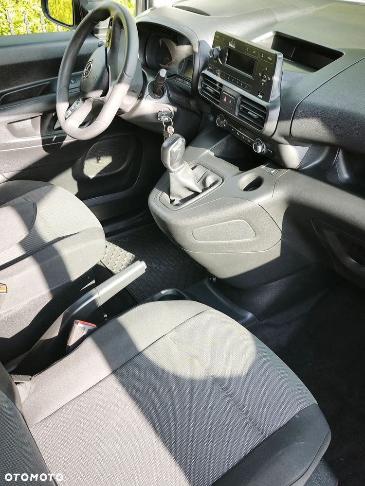 Opel Combo 1.5 CDTI S&S - 10