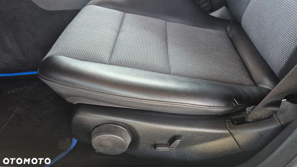 Mercedes-Benz Klasa C 180 Kompressor Automatik Avantgarde - 22