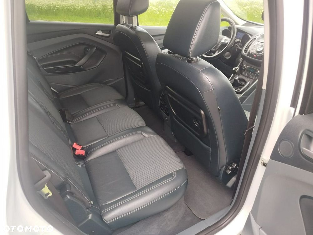 Ford C-MAX - 12
