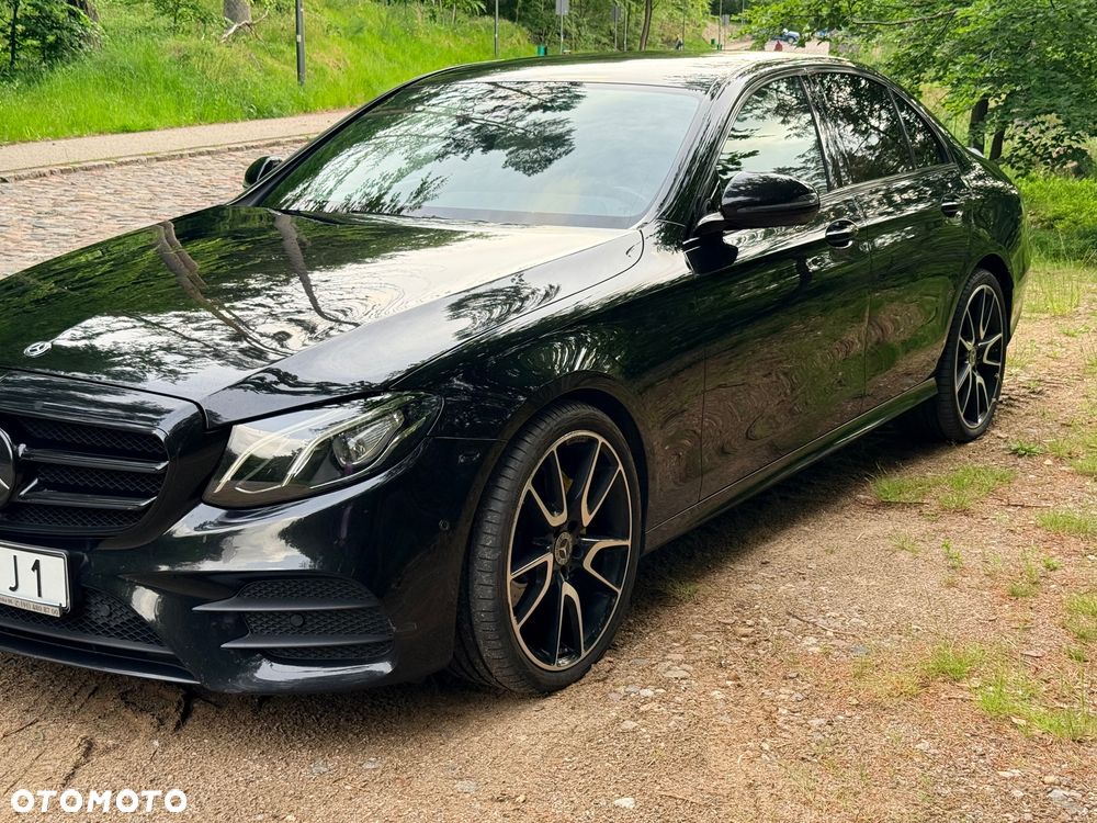 Mercedes-Benz Klasa E 220 d 4-Matic 9G-TRONIC - 10