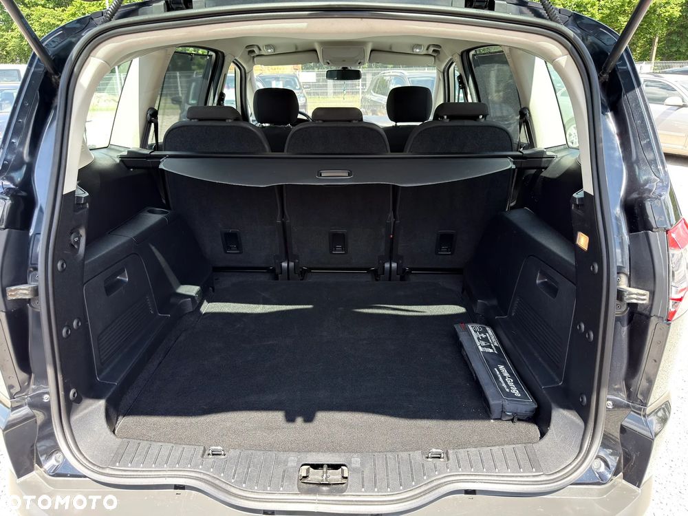 Ford S-Max 2.0 TDCi Titanium - 21
