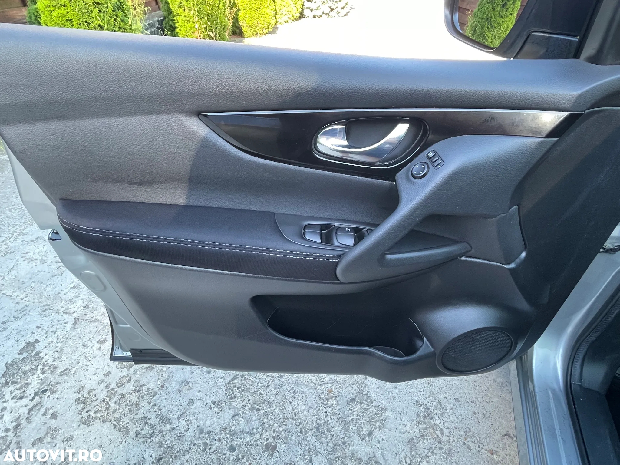 Nissan Qashqai 1.6 DCI Start/Stop X-TRONIC Tekna - 21