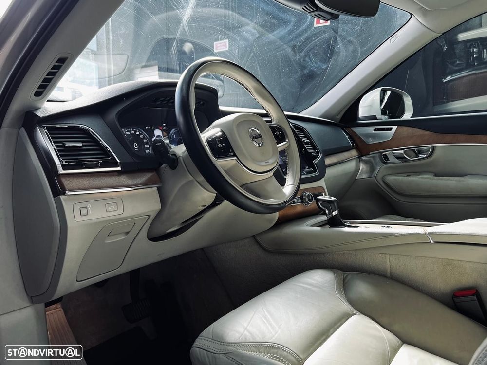 Volvo XC 90 2.0 D4 Inscription - 21