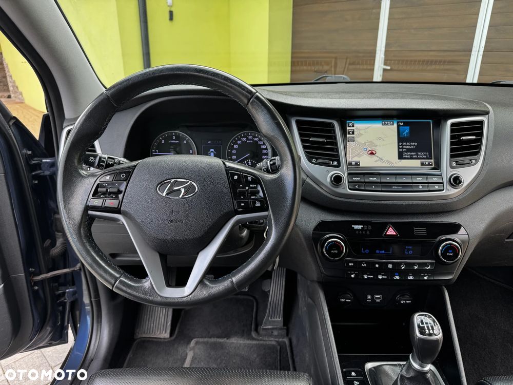 Hyundai Tucson 1.7 CRDI BlueDrive Style 2WD - 5