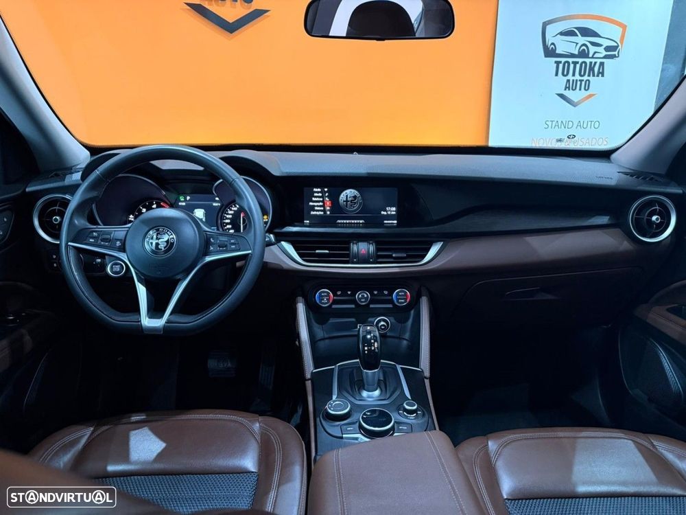 Alfa Romeo Stelvio 2.2 16V AT8 Super - 13