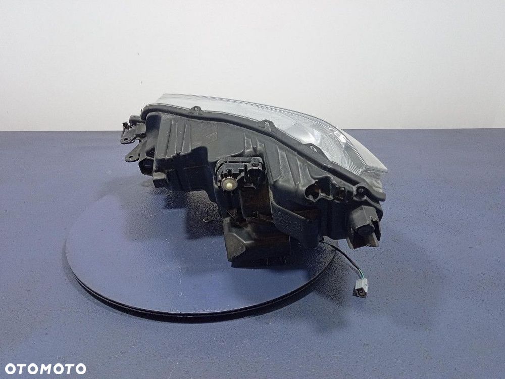 SUZUKI VITARA II II- LIFT 18- REFLEKTOR PRAWY LAMPA PRZÓD 100-7R016 - 4