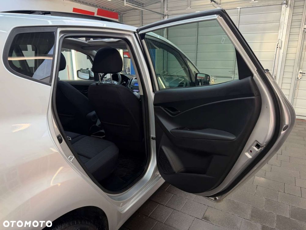 Hyundai ix20 - 37