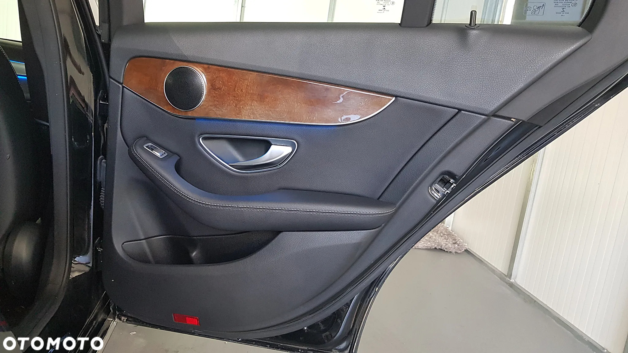 Mercedes-Benz Klasa C 300 7G-TRONIC Avantgarde - 27