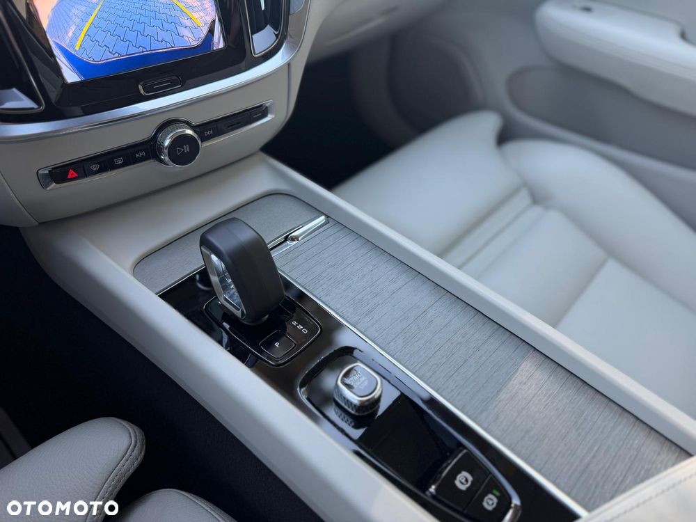 Volvo V60 B4 D Geartronic RDesign - 22