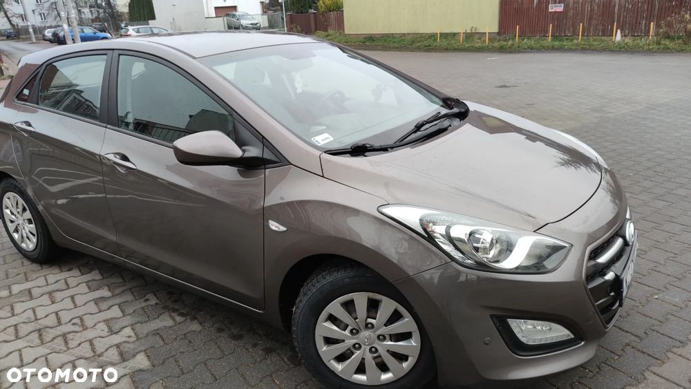 Hyundai i30 1.6 CRDi Classic + - 1