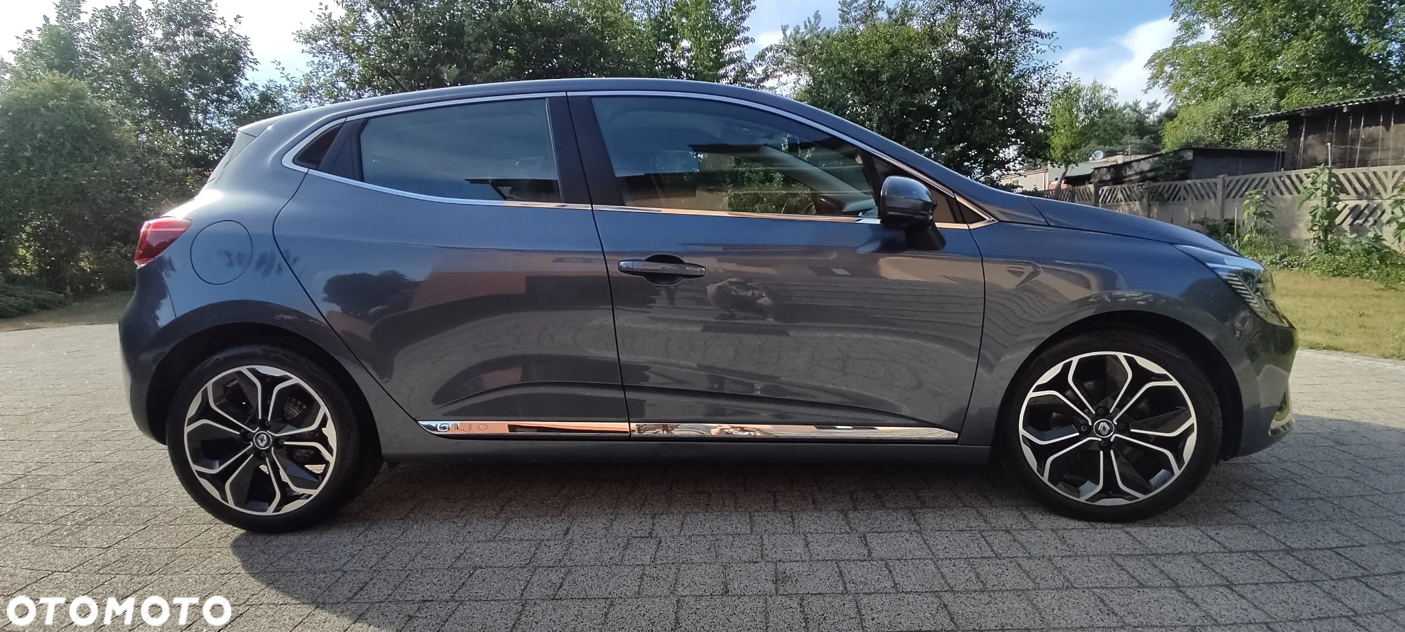 Renault Clio TCe 100 INTENS - 8