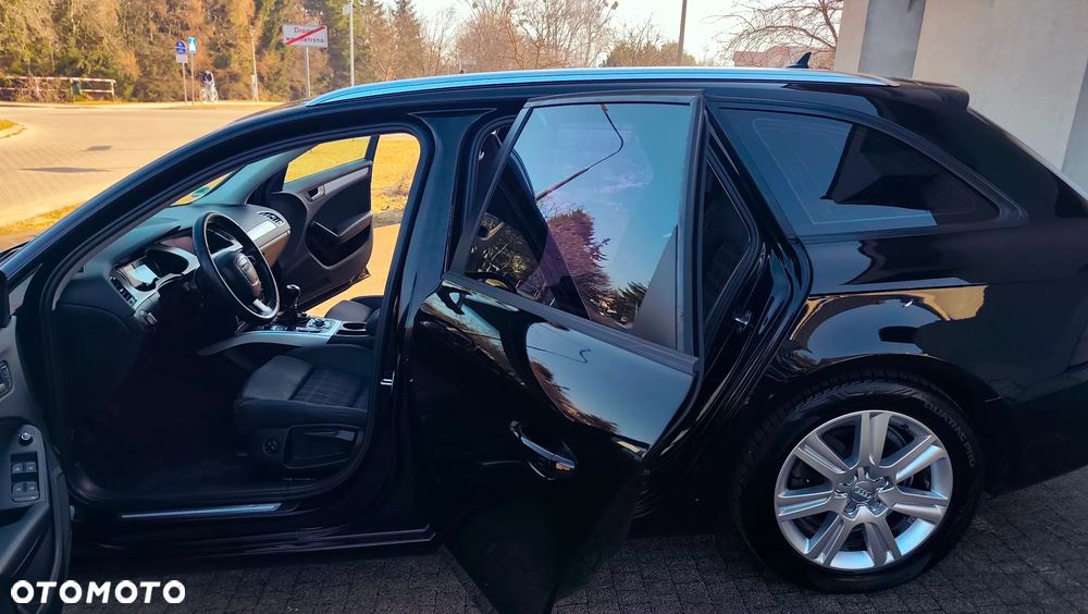 Audi A4 Avant 3.0 TDI DPF quattro Attraction - 4