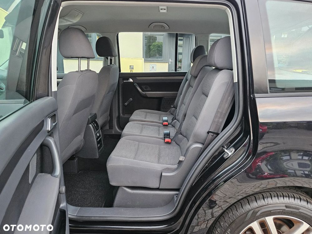 Volkswagen Touran 1.9 TDI DPF Conceptline - 13