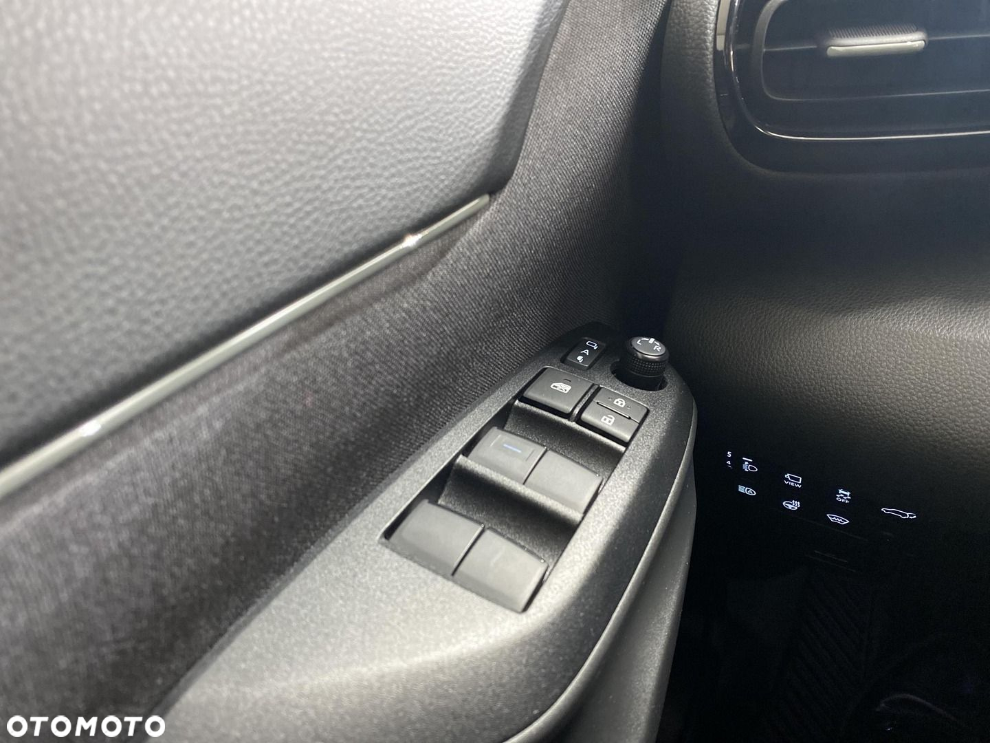 Toyota Yaris Cross - 22