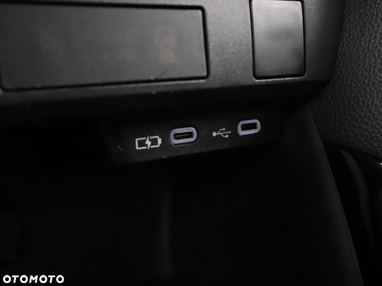 Toyota Yaris Hybrid 1.5 Style - 26