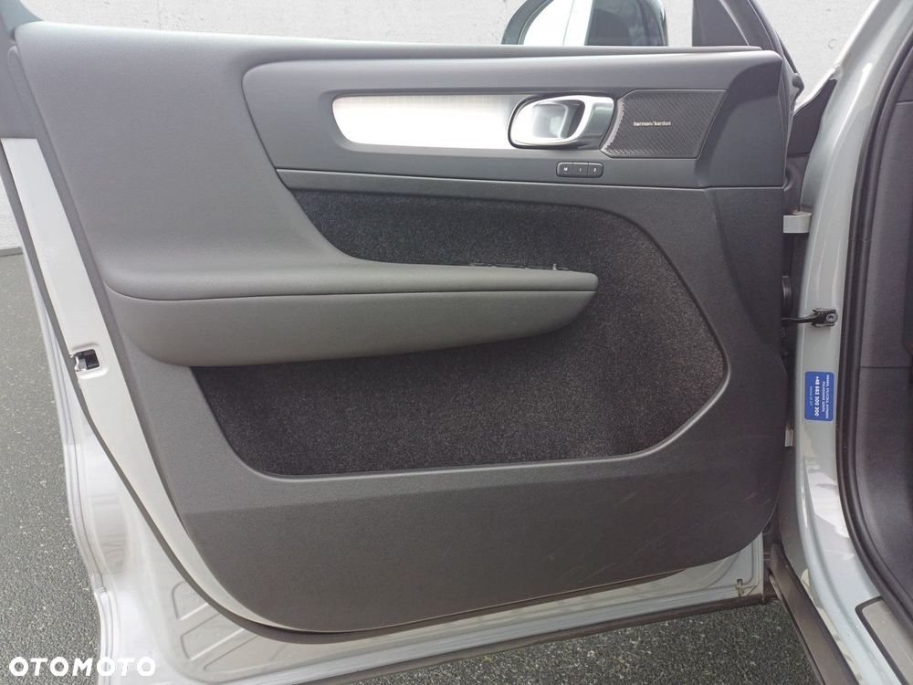 Volvo XC 40 - 11