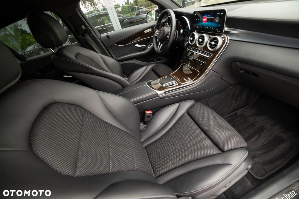 Mercedes-Benz GLC 200 4-Matic - 40