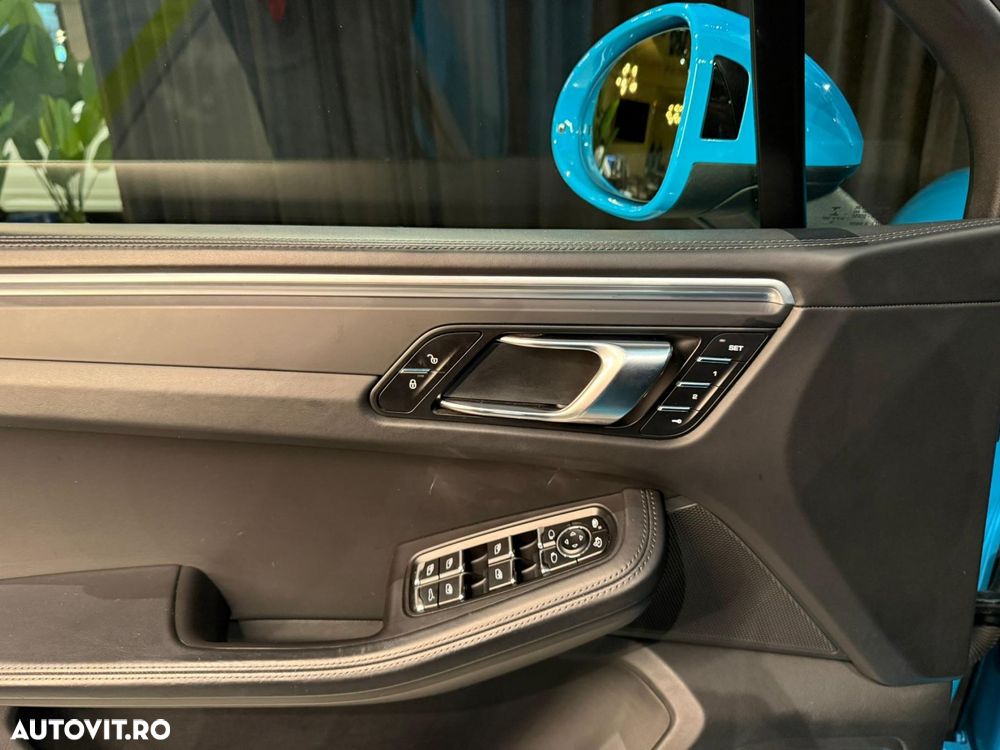 Porsche Macan - 18