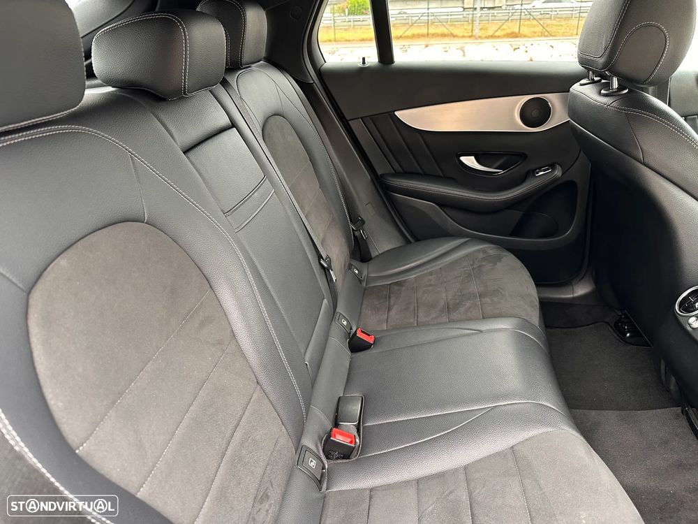 Mercedes-Benz GLC 250 d Coupé AMG Line 4-Matic - 35