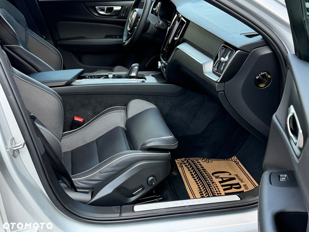 Volvo V60 B4 D Geartronic RDesign - 10