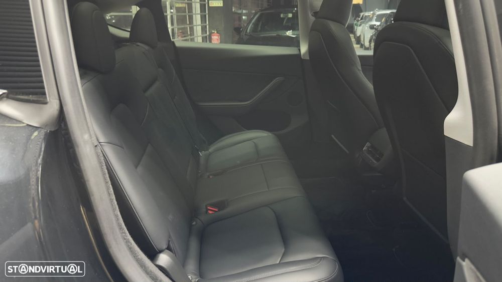 Tesla Model Y RWD - 49