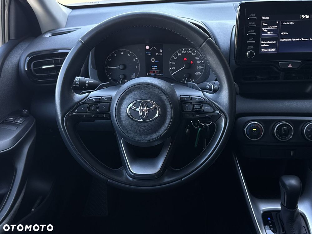 Toyota Yaris 1.5 Comfort CVT - 17