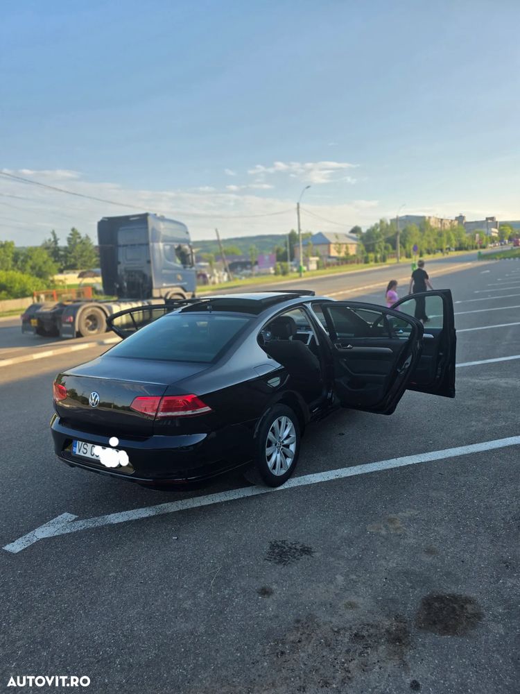 Volkswagen Passat 1.6 TDI SCR DSG Comfortline - 4