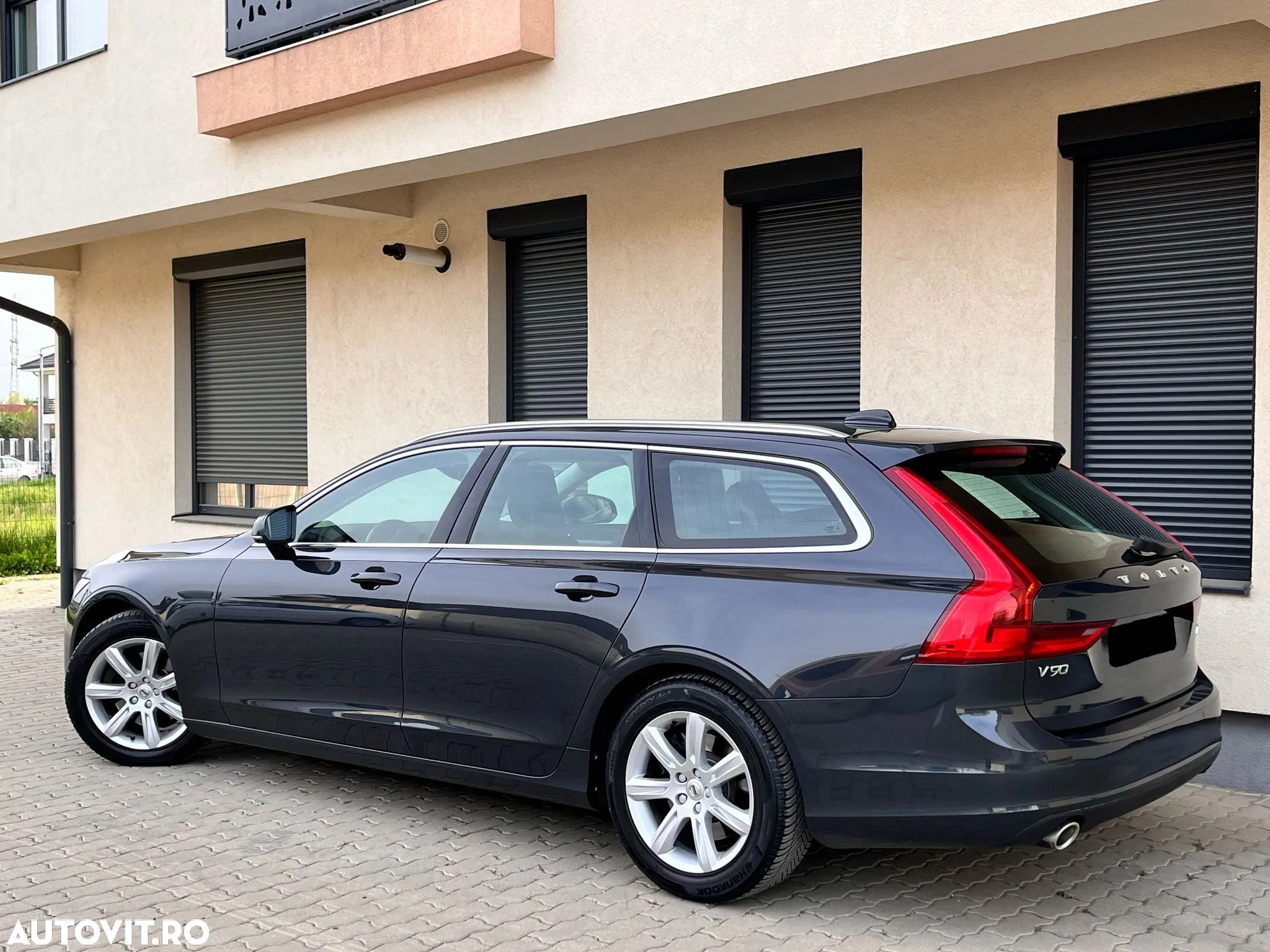 Volvo V90 - 5