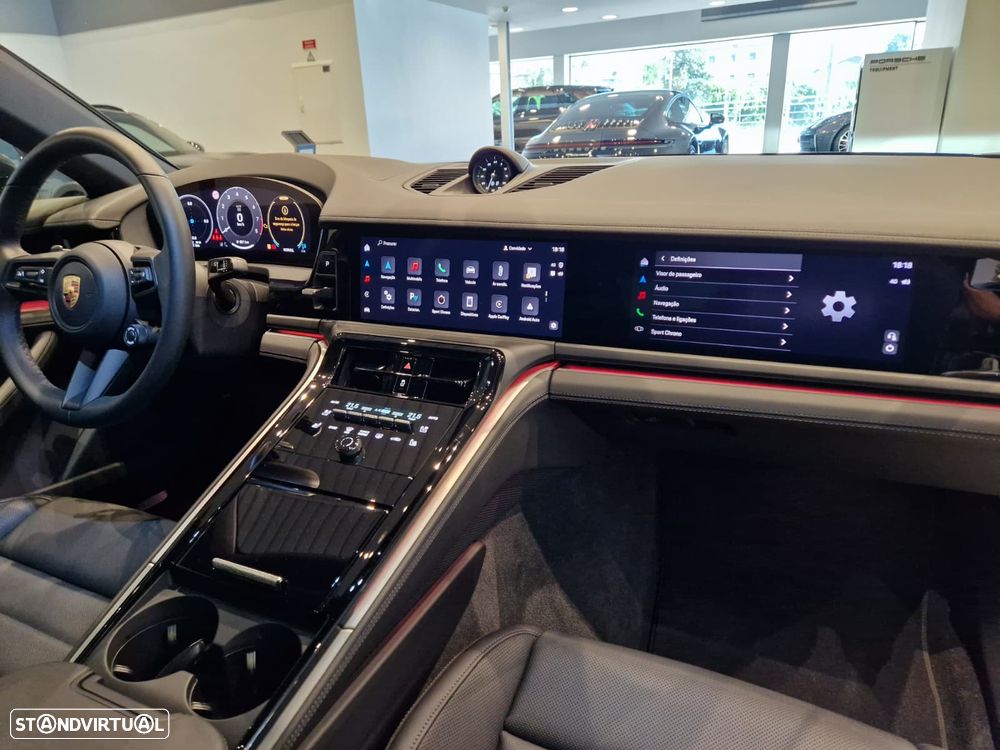 Porsche Panamera 4 - 22
