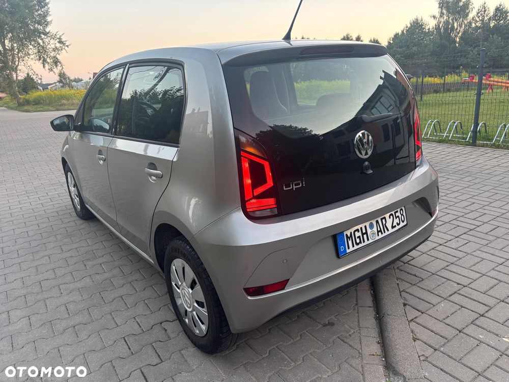 Volkswagen up! 1.0 high - 12
