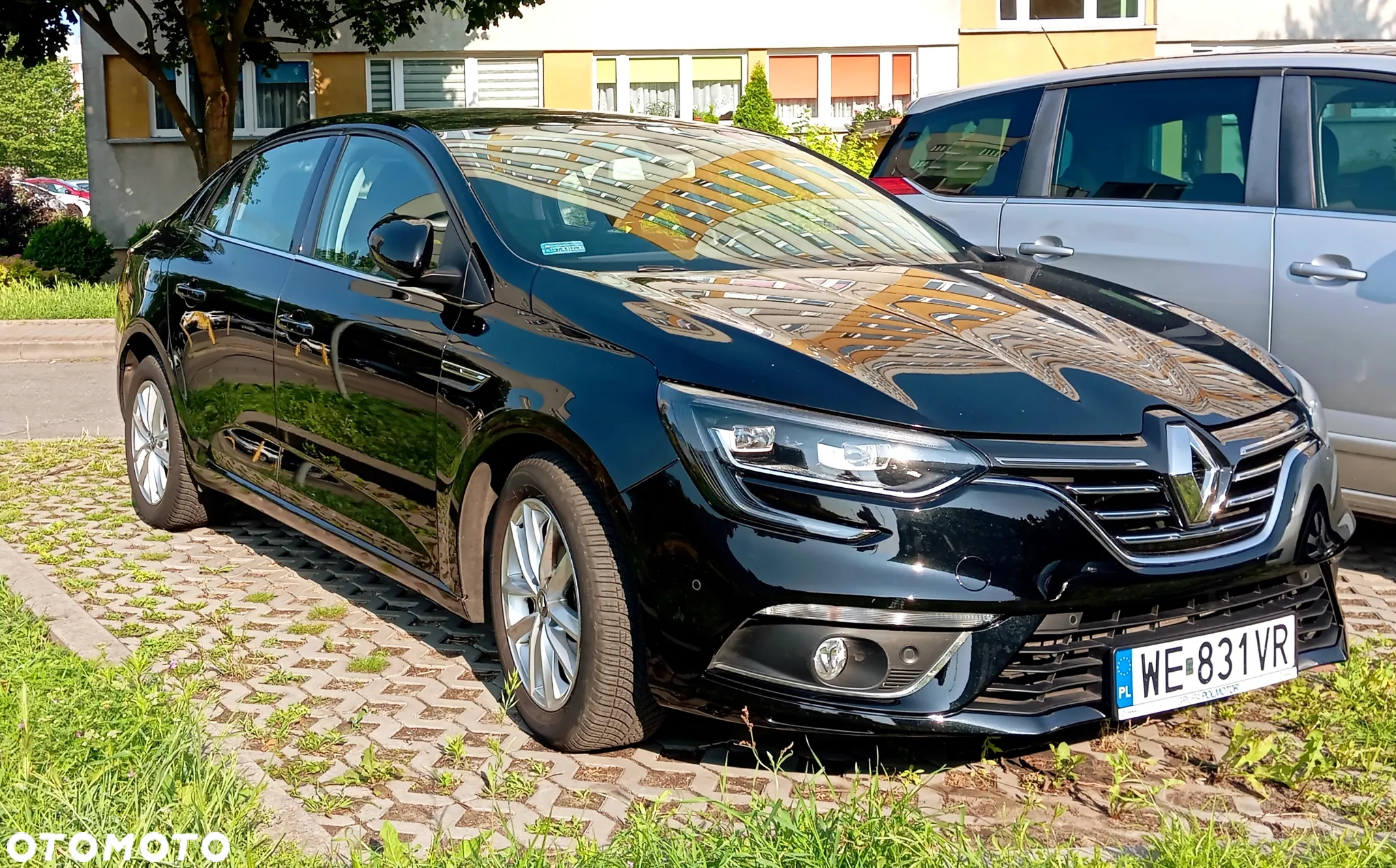 Renault Megane 1.5 Blue dCi Intens EDC - 10