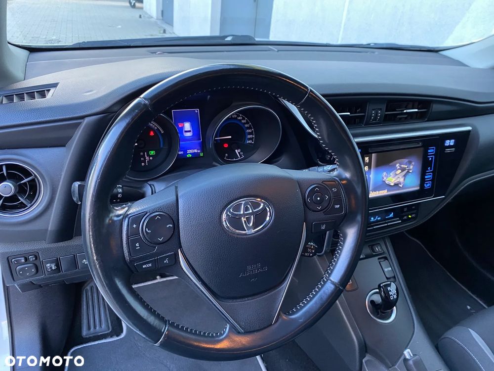 Toyota Auris Hybrid 135 Premium - 7