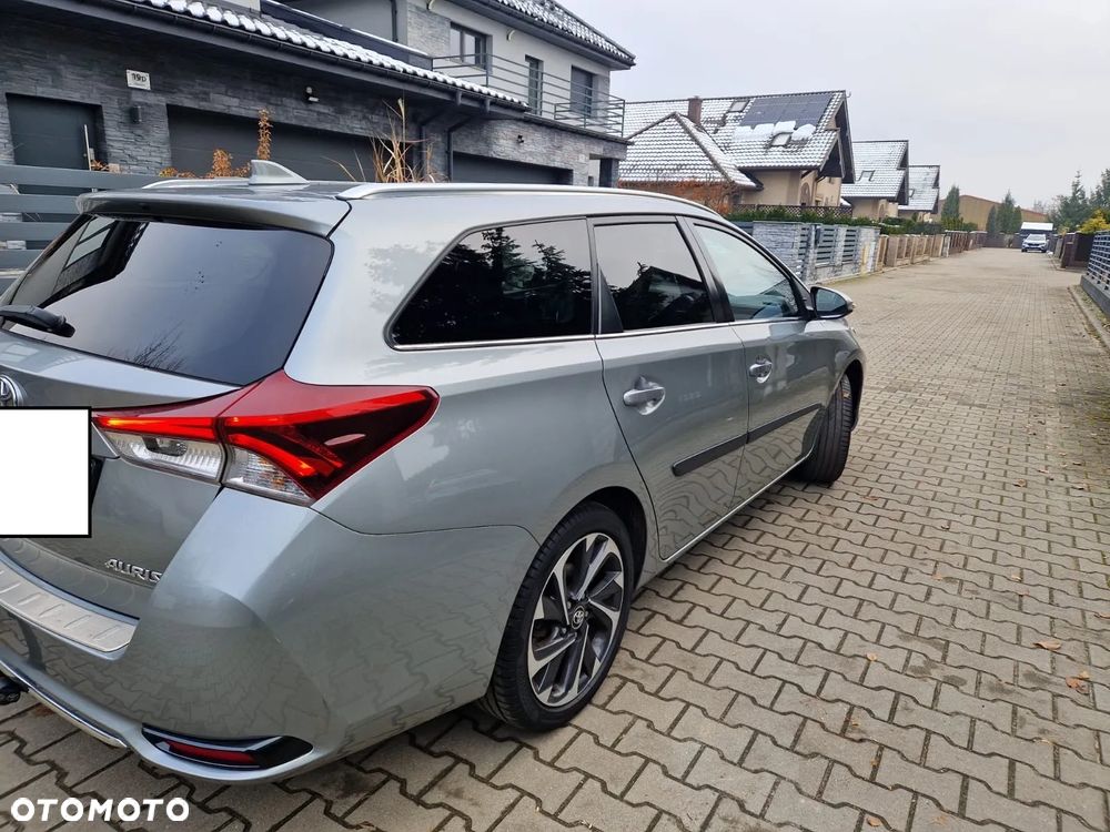 Toyota Auris 1.2 Turbo Design Edition - 4