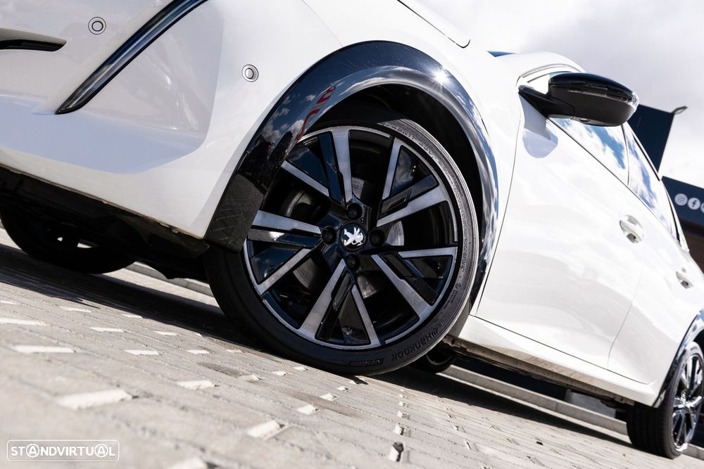 Peugeot 208 1.5 BlueHDi GT - 5