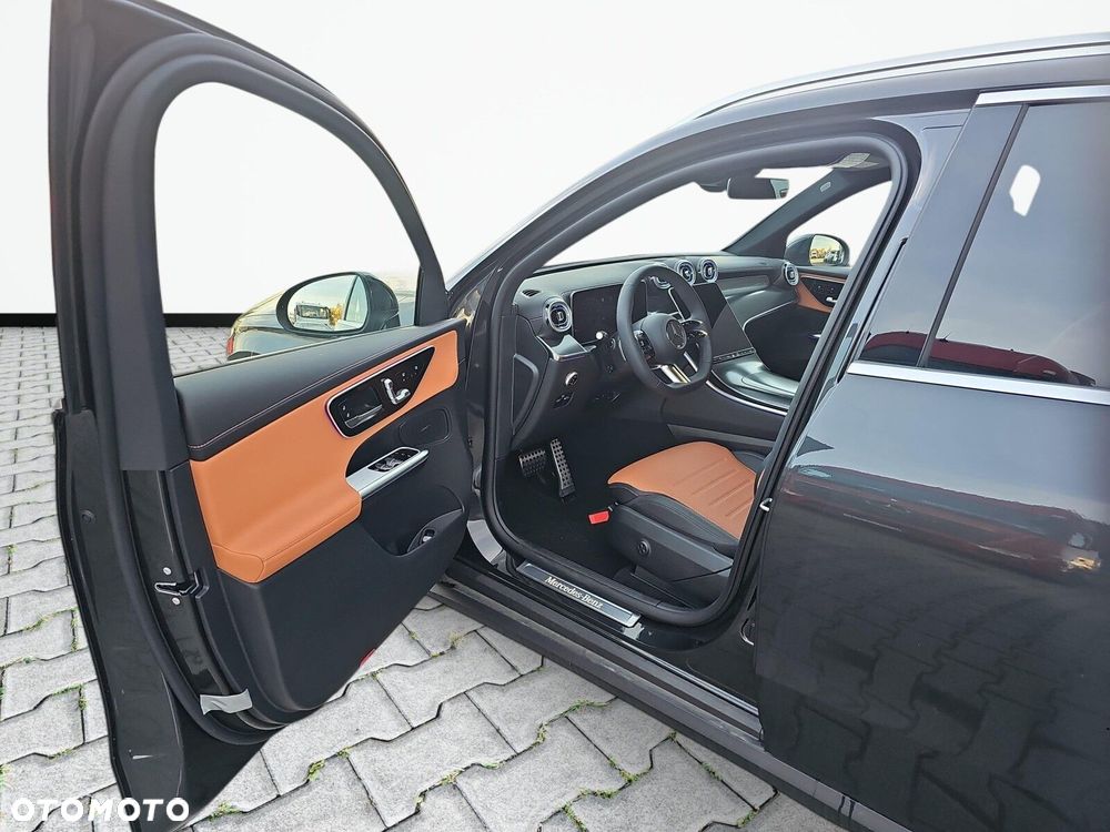 Mercedes-Benz GLC - 11