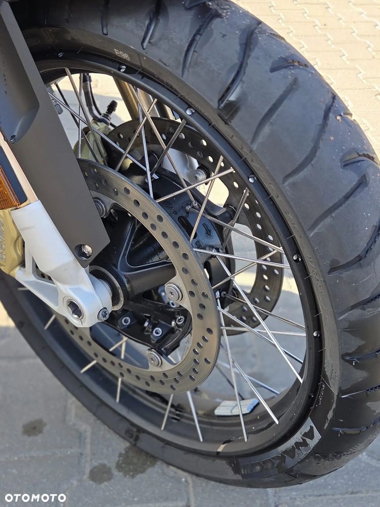 BMW R - 26
