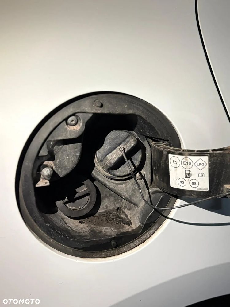 Renault Clio 1.0 TCe Intens - 15