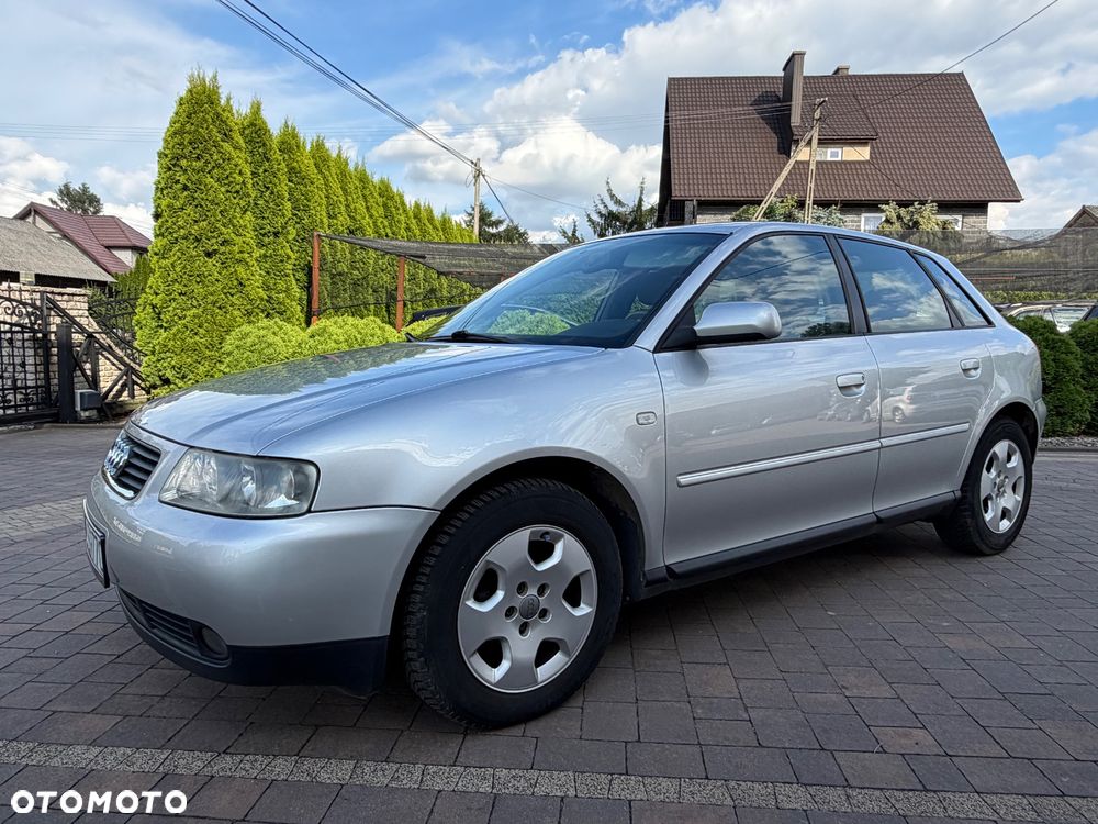Audi A3 Sportback 1.6 Ambition - 19