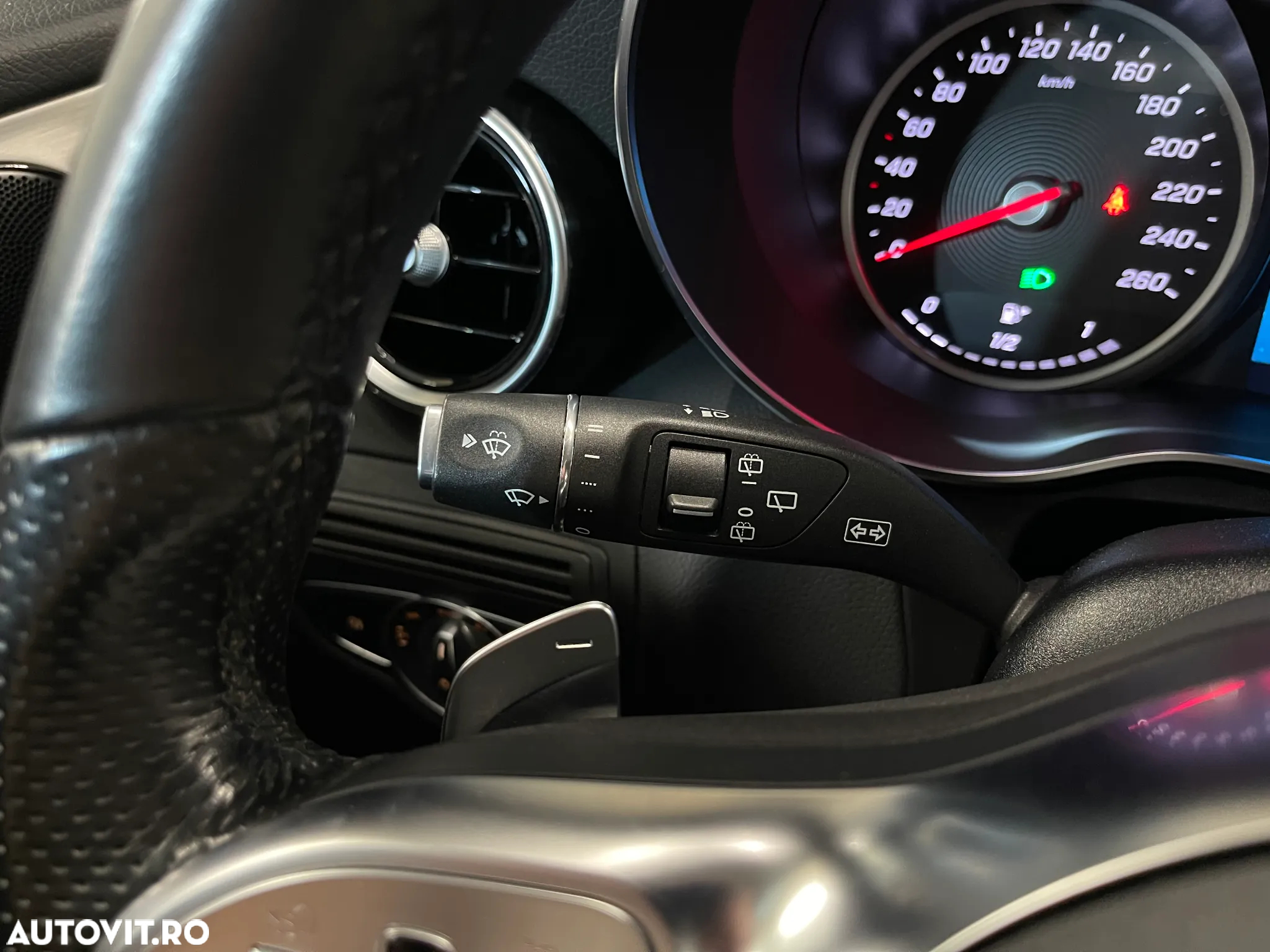Mercedes-Benz GLC 300 de 4Matic 9G-TRONIC AMG Line - 28