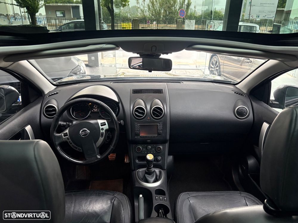 Nissan Qashqai +2 1.6 dCi Tekna Premium 18 360 - 8