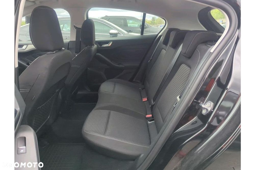 Ford Focus 1.0 EcoBoost Titanium - 8