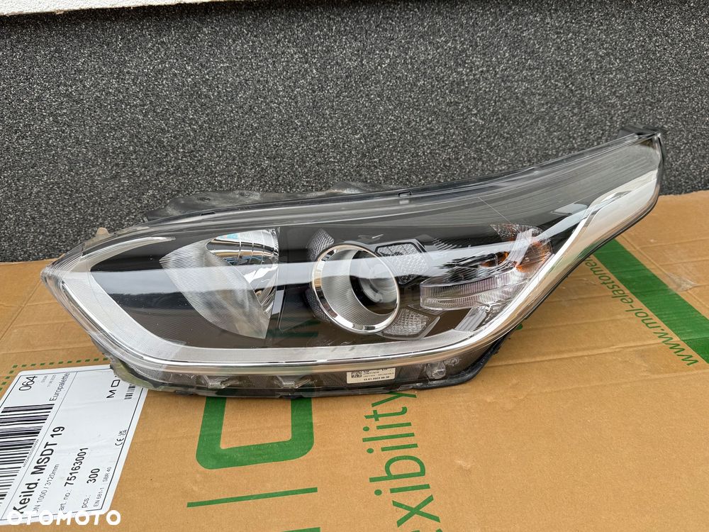 kia ceed iii przed lift 17-21 lampa lewa zwykla + led demontaz orygina - 1