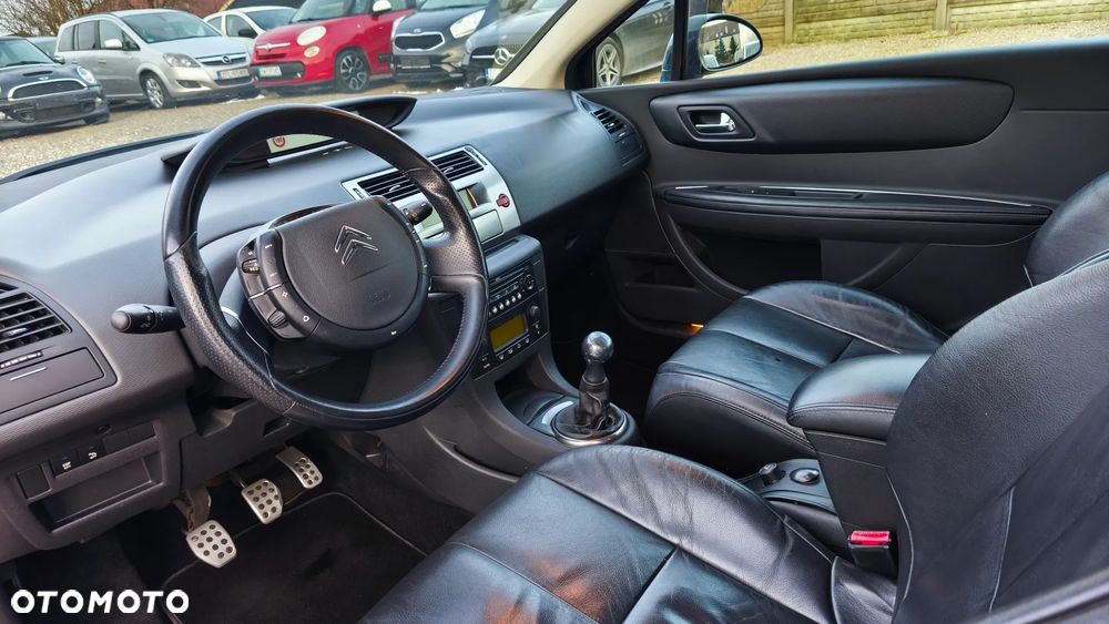 Citroën C4 1.6 HDi VTR Pack - 17