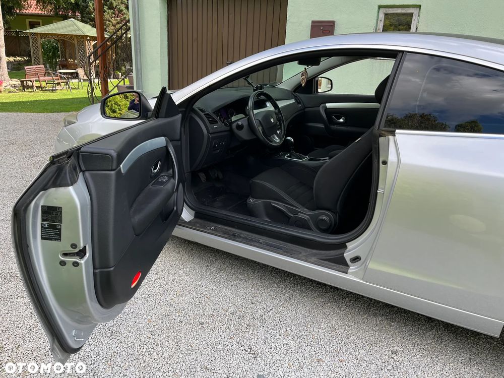 Renault Laguna dCi 150 FAP - 11